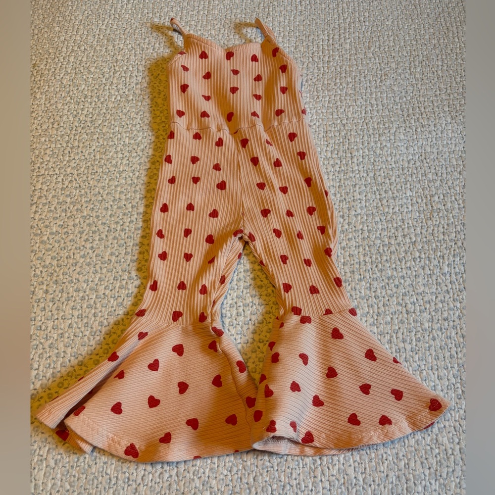 Toddler Pink Ribbed Heart Print Jumpsuit Bell Bottom Romper Flare Pants Outfit